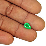 1.61-Carat Lustrous Intense Green Eye-Clean Colombian Emerald