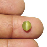 1.89-Carat Brownish Yellow Chrysoberyl Cat's Eye from Sri Lanka