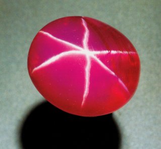 Picture of the Delong Star Ruby